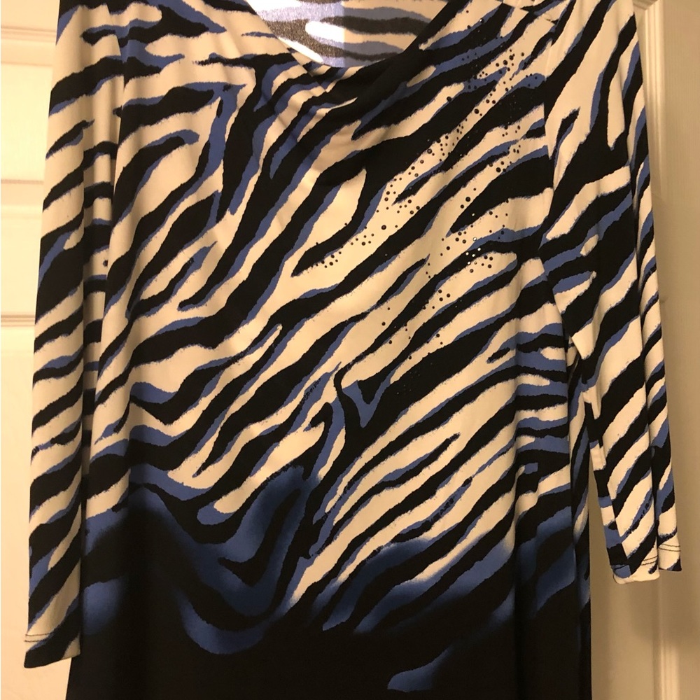 Ladies top size L